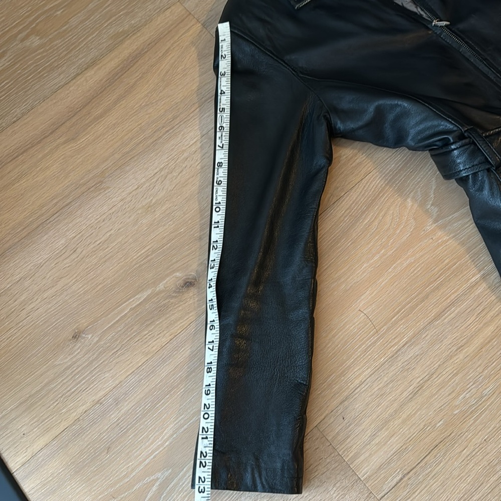 Pelle Studio, Wilson’s Leather Black Mid-Length Jacket with Belt, Small - Picture 2 of 8
